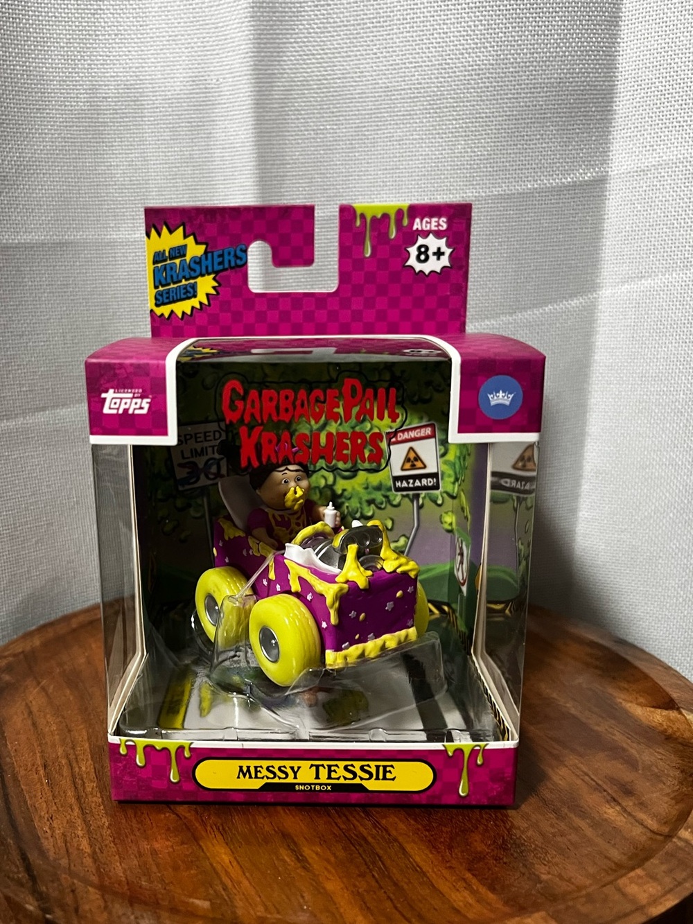Topps Garbage Pail Kids Krashers - MESSY TESSIE in Snotbox - GPK Series New Box